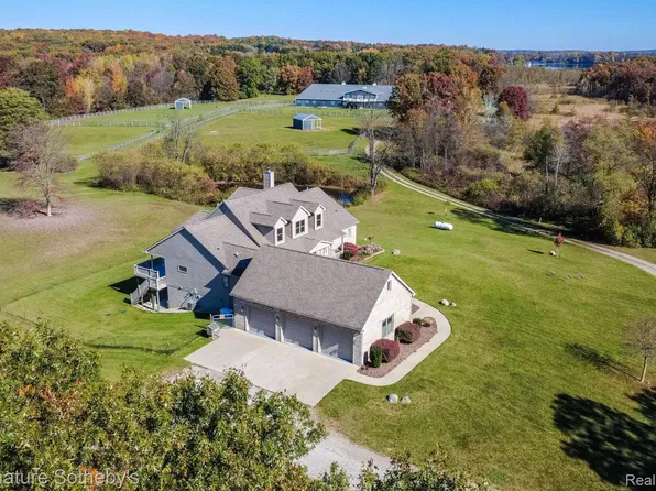 12700 Shaffer Rd, Davisburg, MI 48350