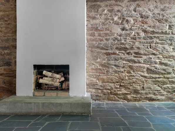 507 East 84th Street image 31 of 38