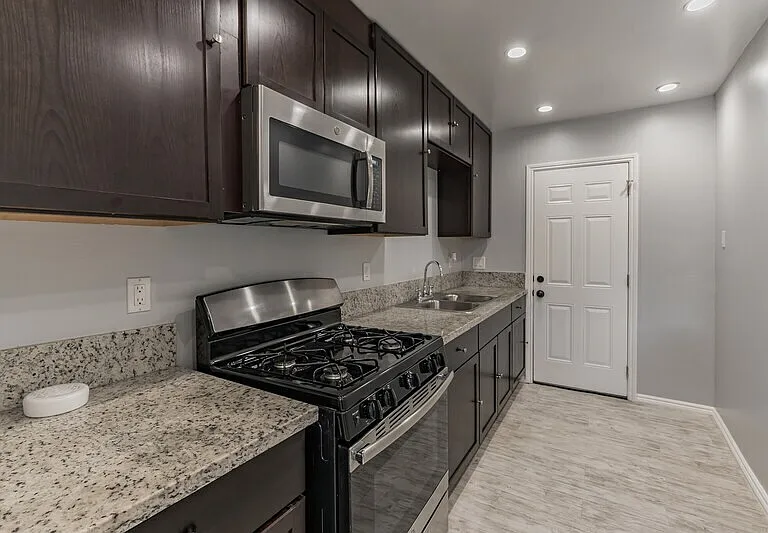 4839 Colfax Ave — Photo 6