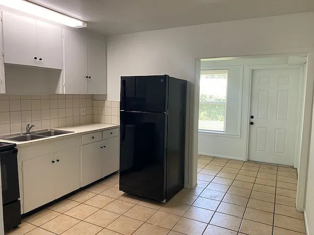 2 bed, 865 sqft, $1,675 — Photo 3