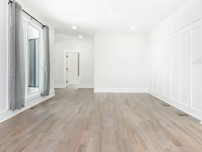 4056 Ashford Dunwoody Rd NE — Photo 15