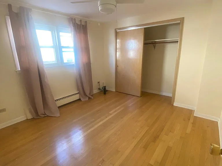 One Bedroom 
 Ample closet space