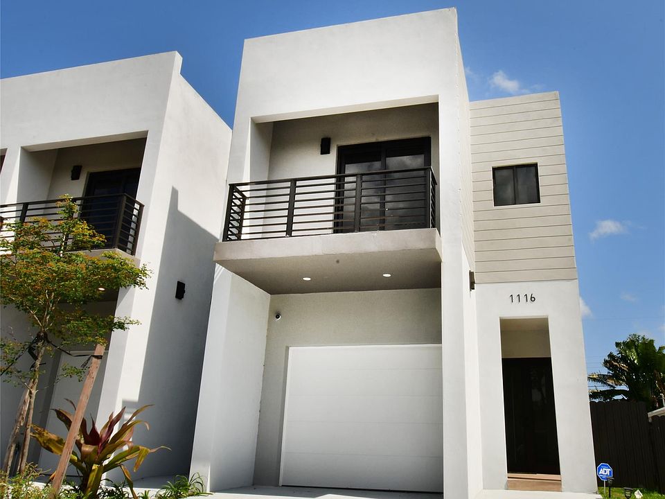 1st image of 1116 NE 10th Avenue #1116