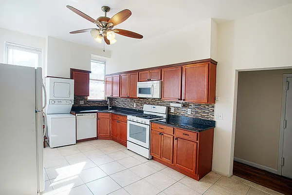 Rented by EXP Realty NYC | media 11