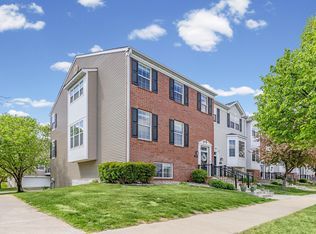 1724 Riverside Dr, Shakopee, MN 55379
