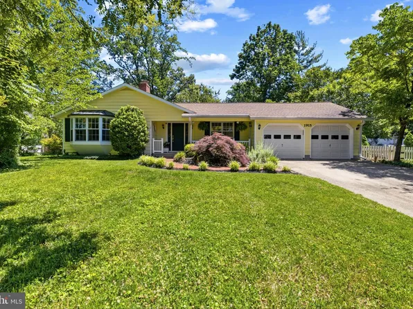 1915 Dulaney Pl, Annapolis, MD 21409