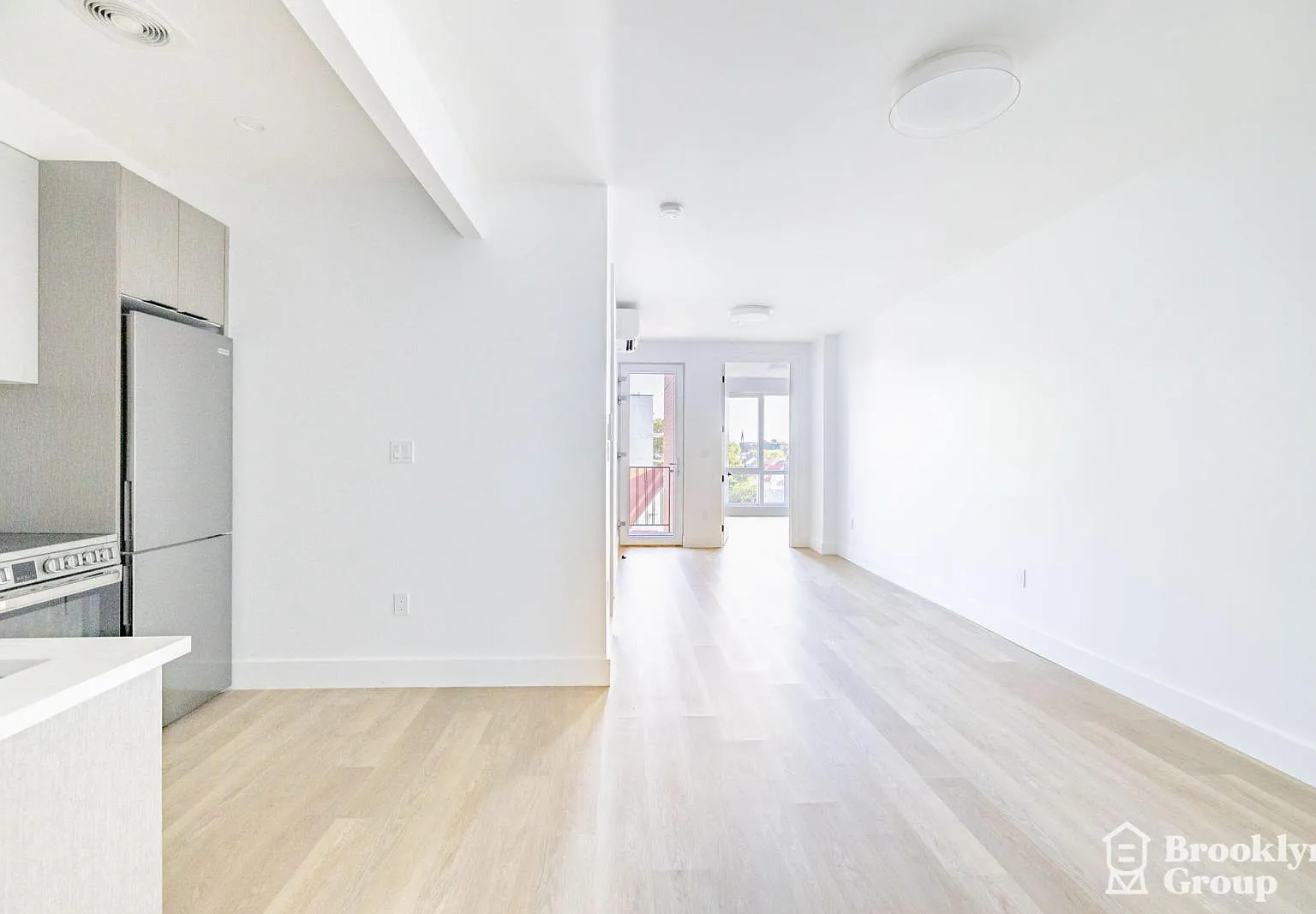 3308 Glenwood Road — Photo 4