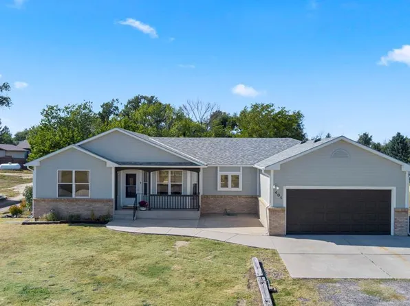 401 Apache Ave, Simla, CO 80835