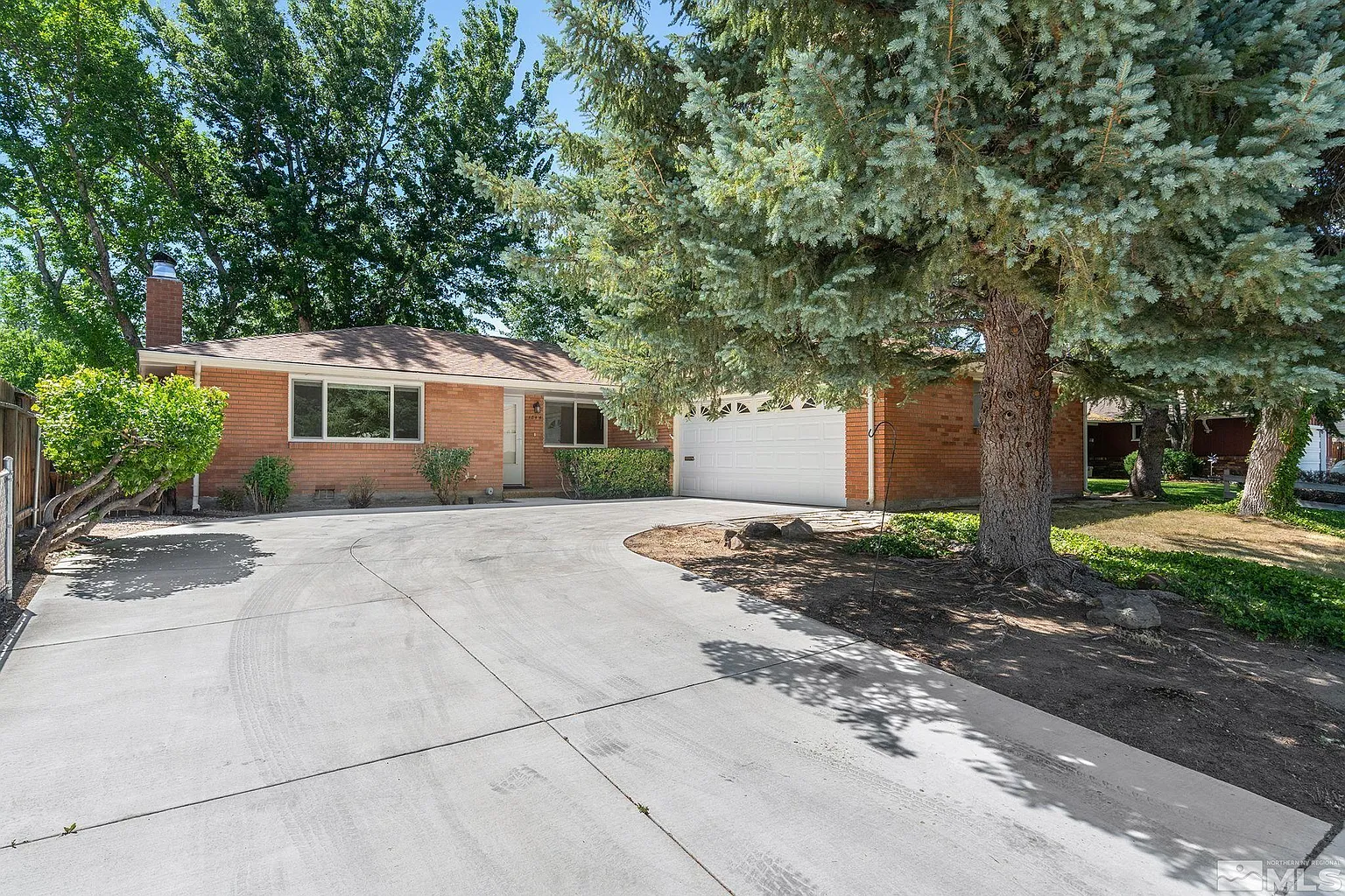 1844 Alpine St photo 1