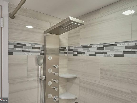 5th image of 5703 Indian Ct #13