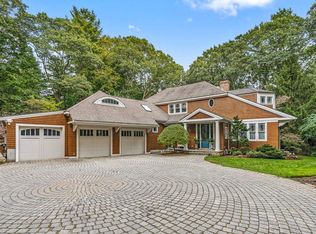 150 Wellesley St, Weston, MA 02493