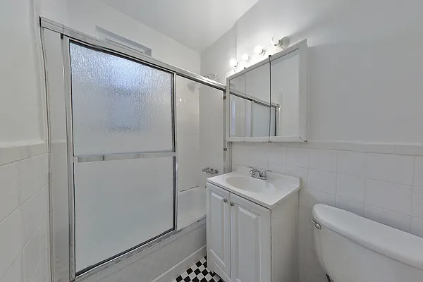 Rented by Platinum Properties | media 19