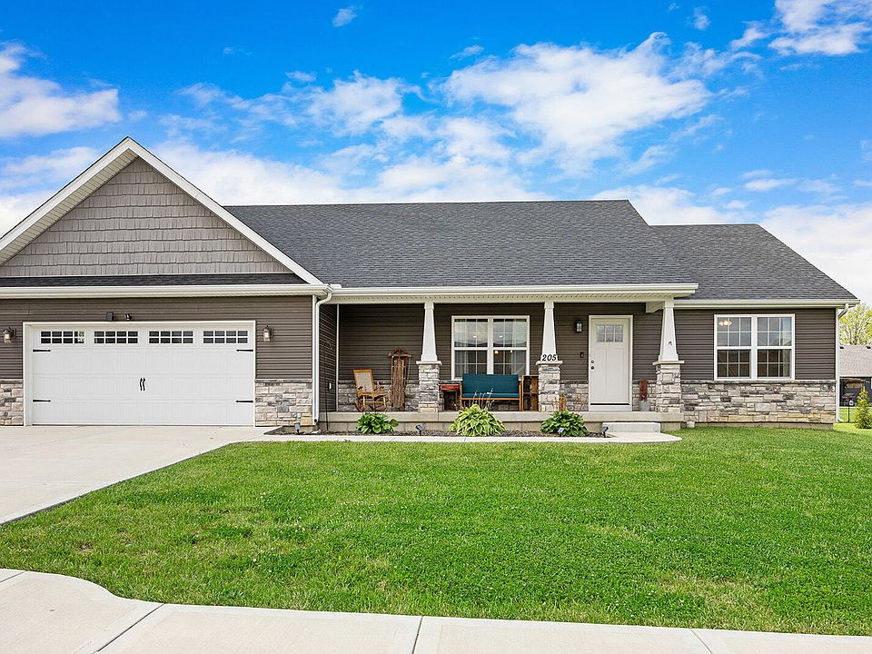 1st image of 205 Diamond Ln