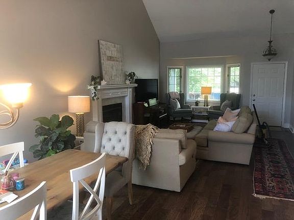 3rd image of 3438 Scenic Vista Dr