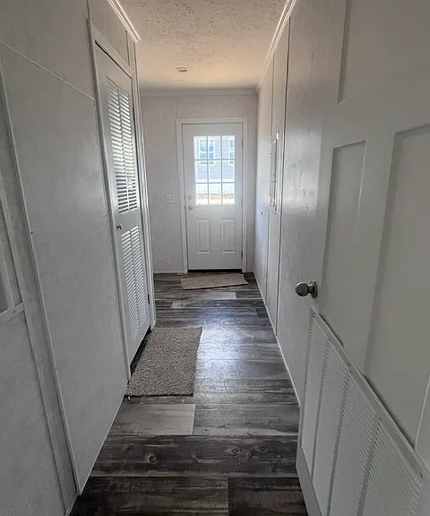 Hillside Estates — Photo 34