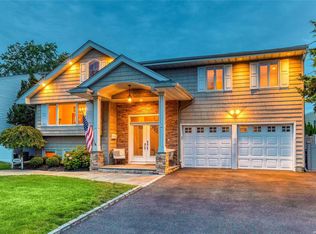 2045 Ellen Dr, Merrick, NY 11566