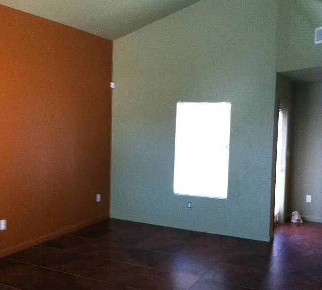 3307 N Tyndall Ave — Photo 8