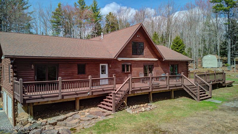 5th image of 166 Tamarack Road