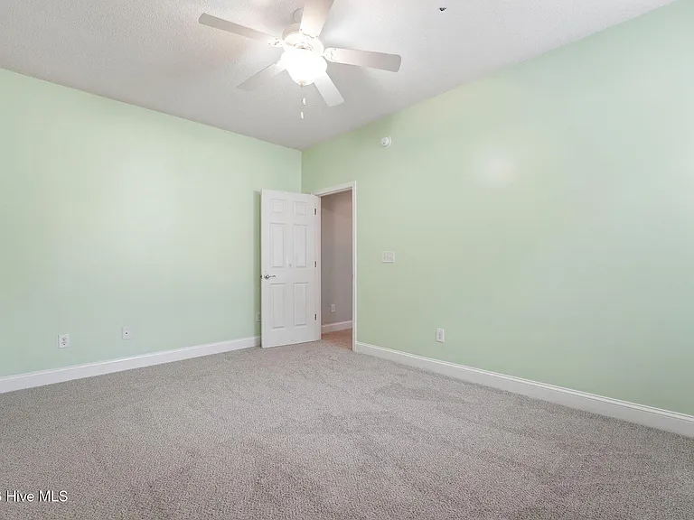 25 Kingswood Cir — Photo 46