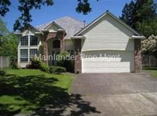 17200 Warren Ct, Lake Oswego, OR 97035