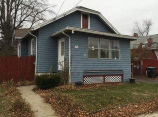 28 Berbay Cir, Springfield, MA 01109