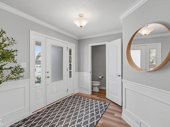 3rd image of 6680 Eagles Nest Ln