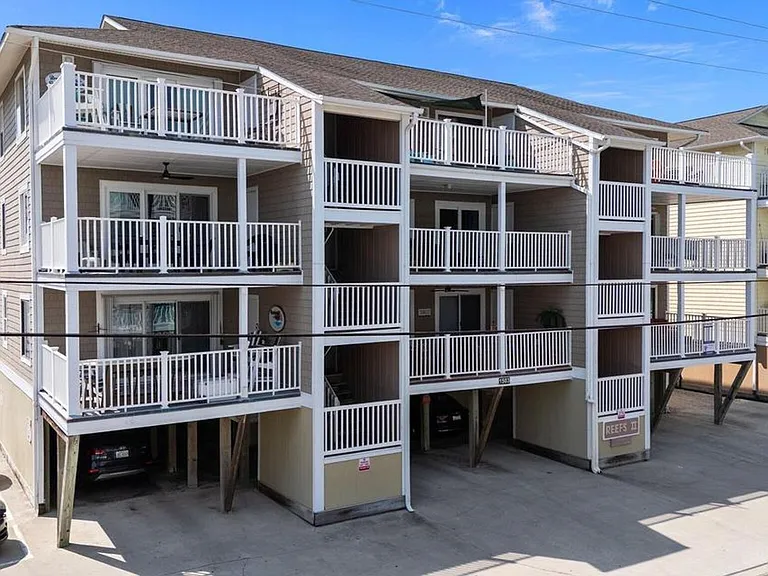 1503 Carolina Beach Ave N #2A — Photo 1