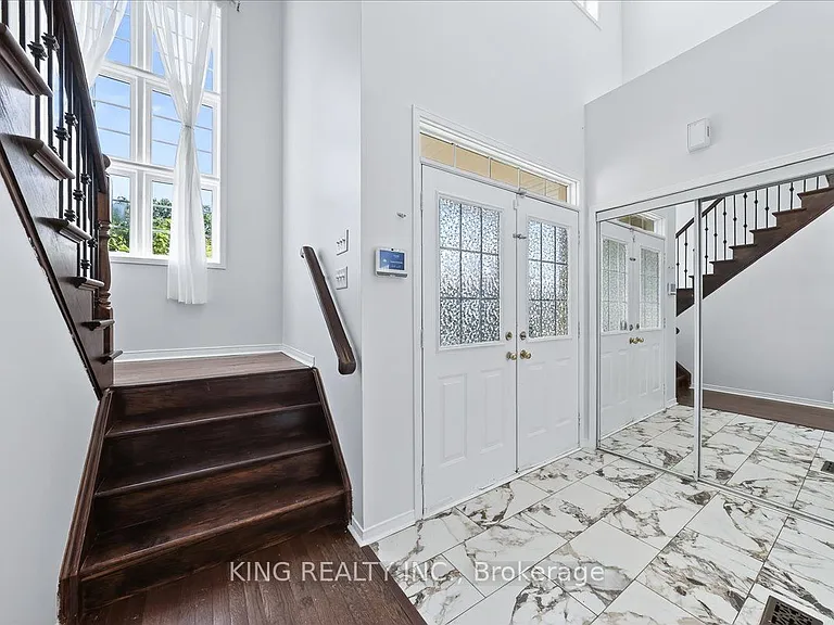 76 Blackburn Dr — Photo 6