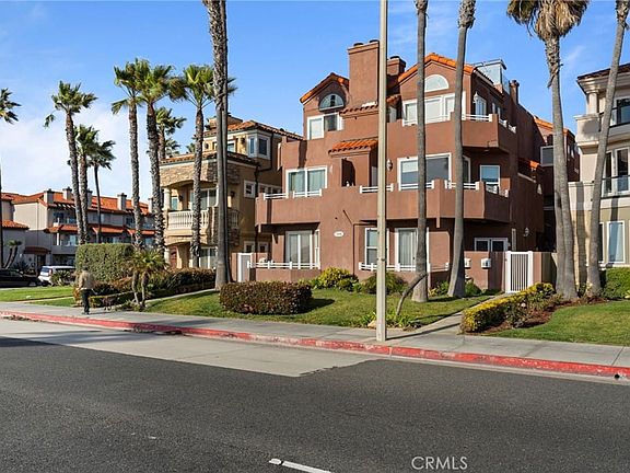 4th image of 1314 Pacific Coast Hwy APT D
