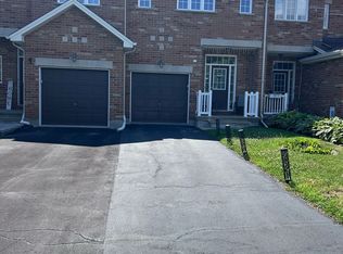 253 Waymark Cres, Ottawa, ON K2M 0A5