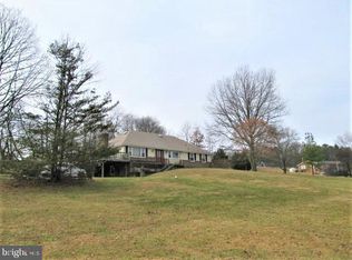 3949 Twin Arch Rd, Mount Airy, MD 21771