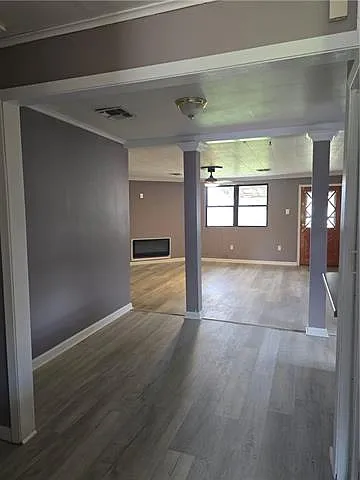 313 Barton Ave — Photo 9