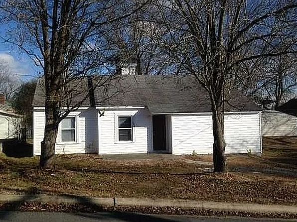 124 Depot St