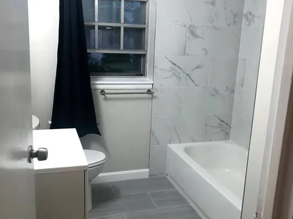 136 Lake St, Brighton, MA 02135