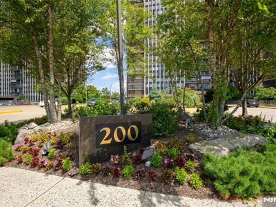 200 Winston Dr APT 608, Cliffside Park, NJ, 07010
