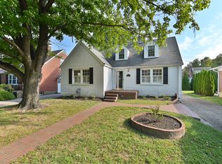 511 Cannons Ln, Louisville, KY 40207