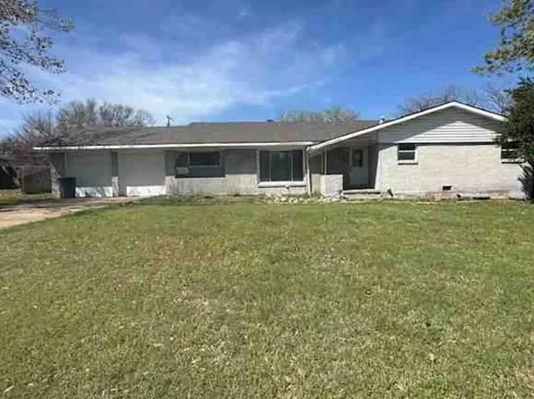 1304 Loma Alta Pl, Cleburne, TX 76033