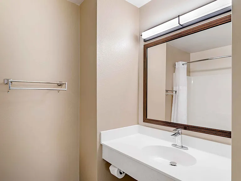 Studio Suite - 2 Queen Beds