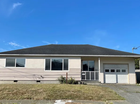 1204 Huntington St, Crescent City, CA 95531