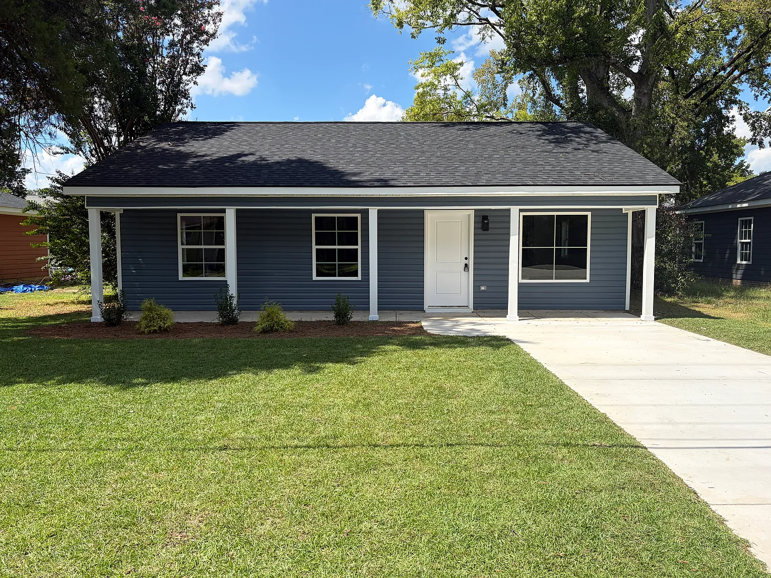 3 bed, 1080 sqft, $1,650 — Photo 3