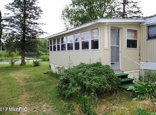 5379 Birch Island Dr, Barryton, MI 49305