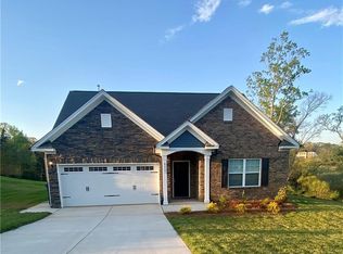 6257 Cadence Dr, Greensboro, NC 27455