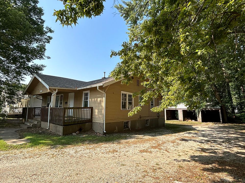2nd image of 1125 S National Avenue