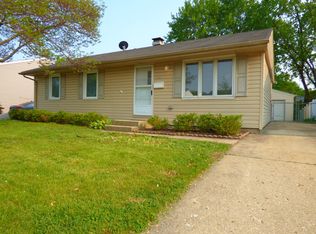433 E Lincoln Ave, Glendale Heights, IL 60139