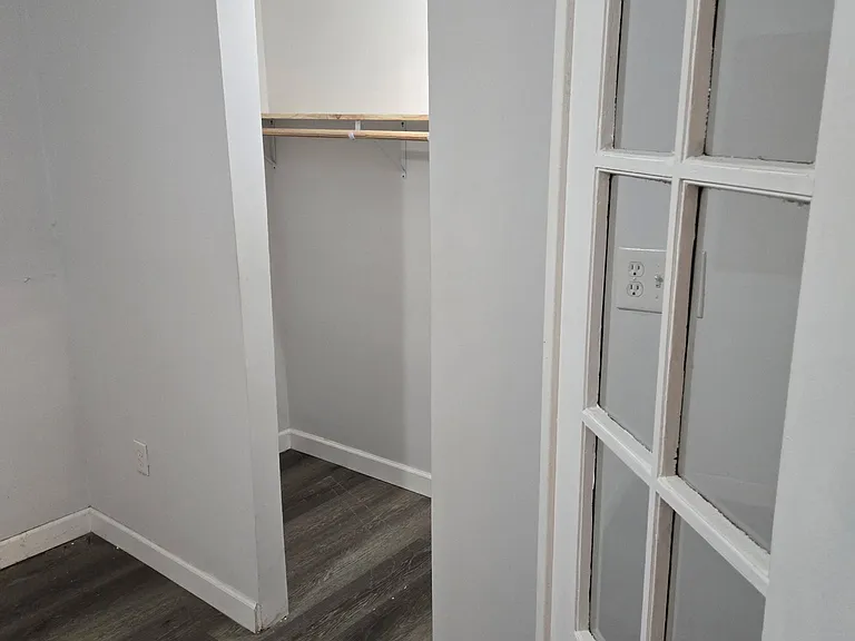 4009 N Taylor Ave — Photo 3