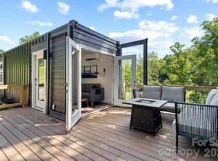 8 George Allen Rdg, Arden, NC 28704