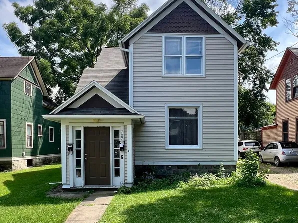 707 McCourtie St #2, Kalamazoo, MI 49008