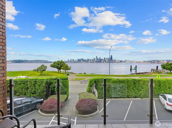 1737 Harbor Avenue SW #S-103, Seattle, WA 98126