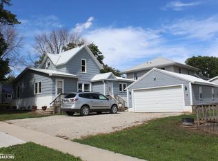 1005 State St, Garner, IA 50438