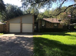 312 Golden Oaks Dr, Georgetown, TX 78628